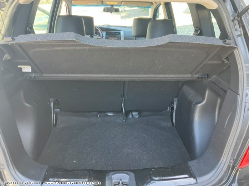 Nissan LIVINA SL1.6 2011/2012